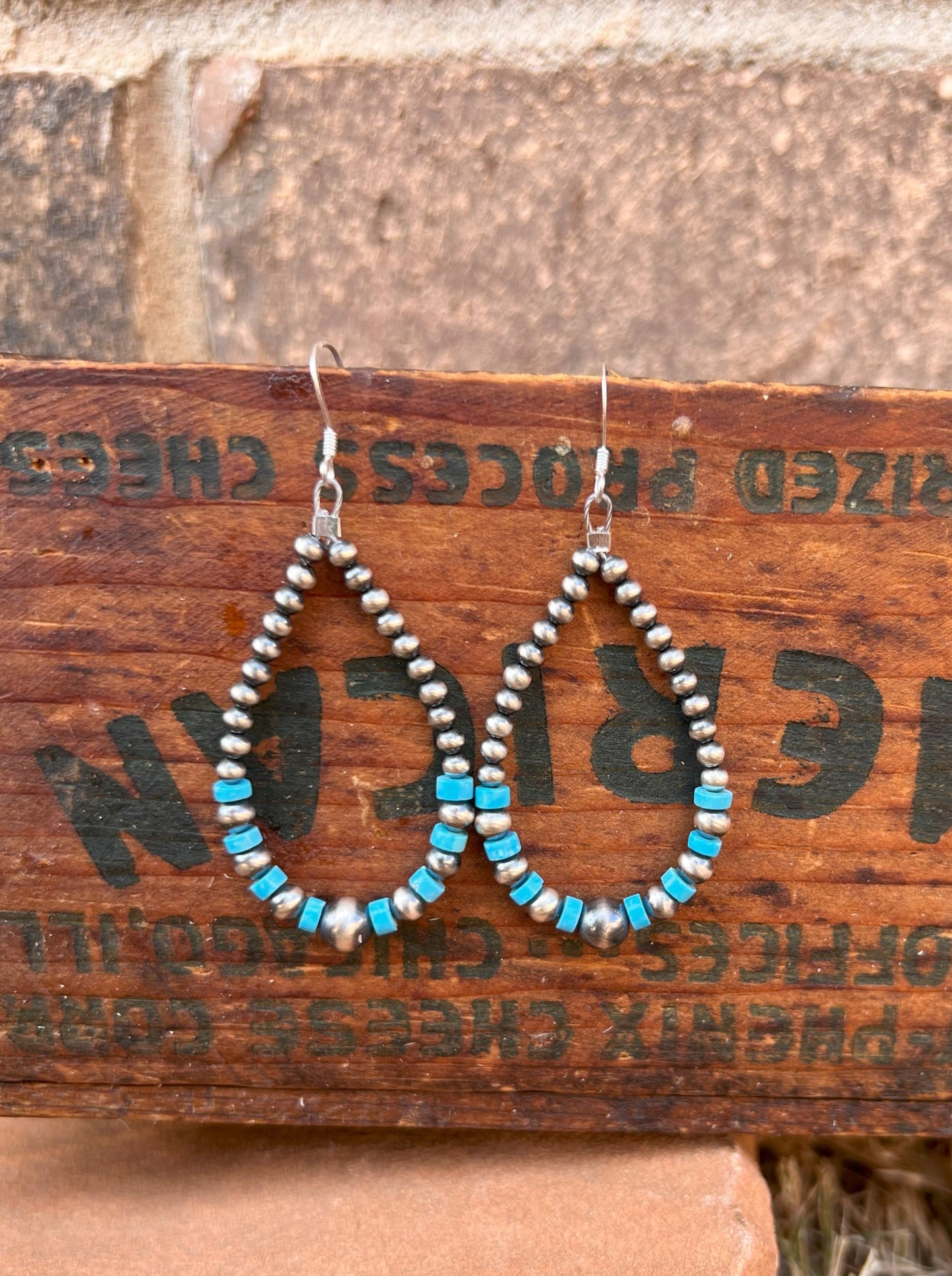 Navajo Pearl & Kingman Turquoise Earring 3