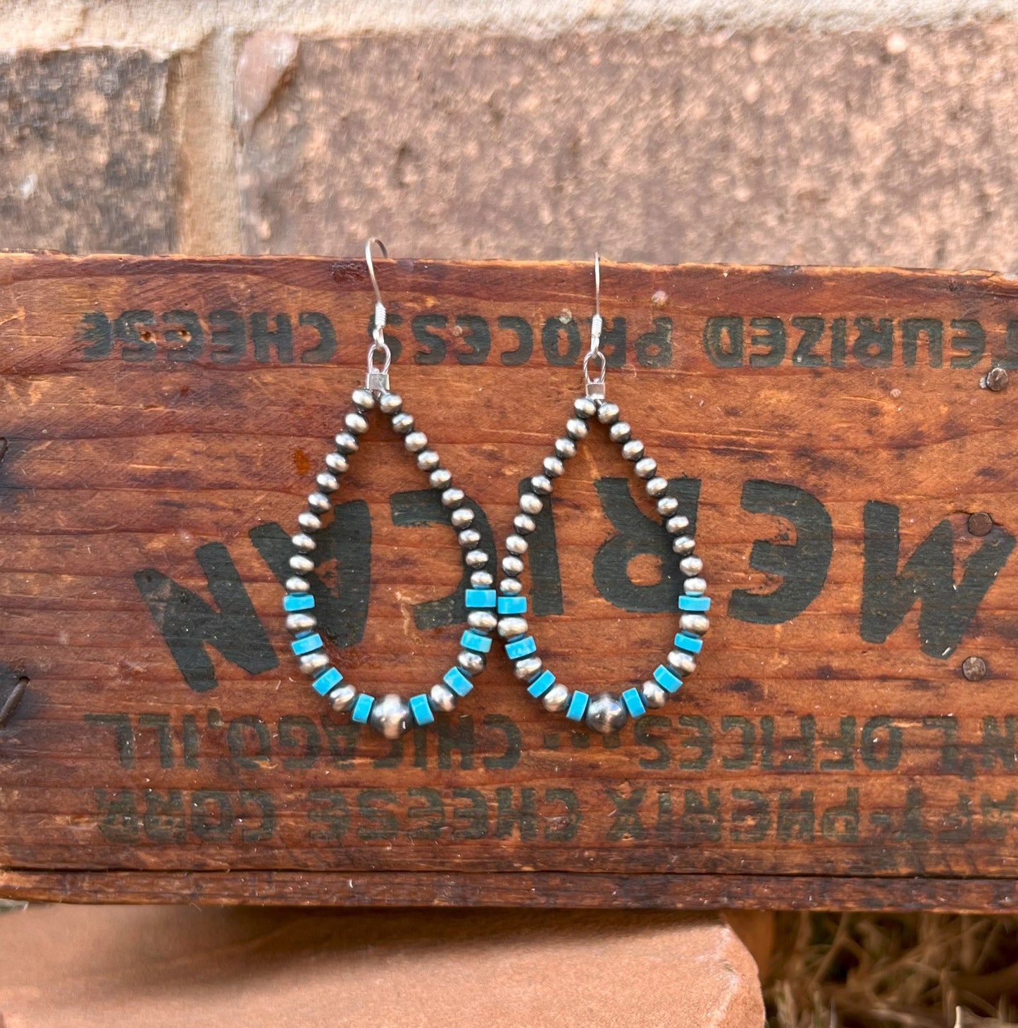 Navajo Pearl & Kingman Turquoise Earring 3