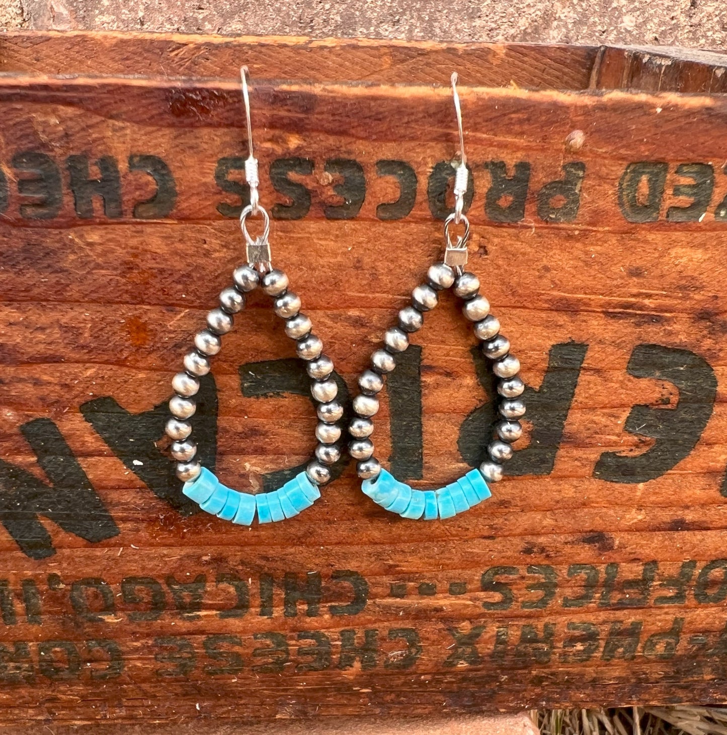 Navajo Pearl & Kingman Turquoise Earring 1